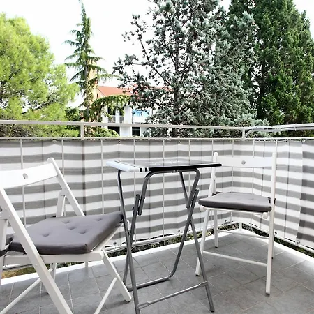 Jasmine's Flat Jb1 *